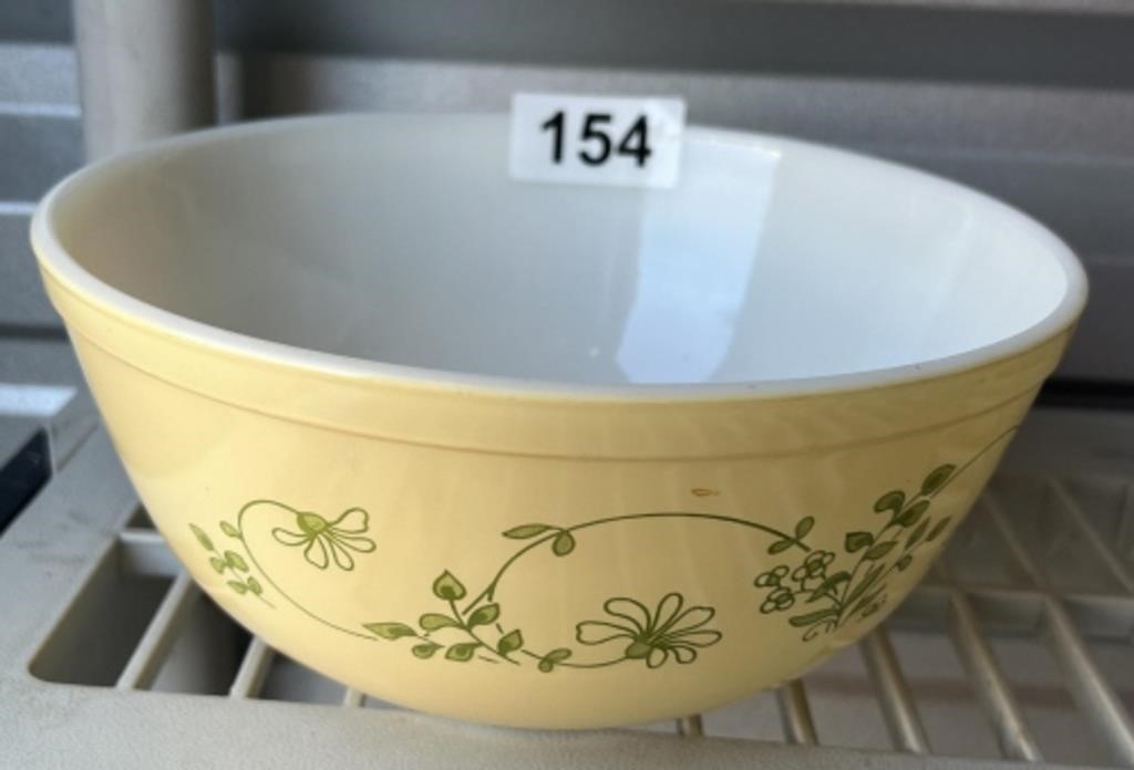 Pyrex Shenandoah 1.5 qt. Mixing Bowl U233