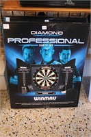 WINMAU DART BOARD SET