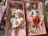 DOLLS AND DOLL CASE