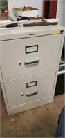 2 drawer file cabinet (with key) nothing on top