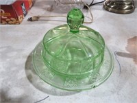 JEANETTE BORIC VASELINE DISH WITH LID