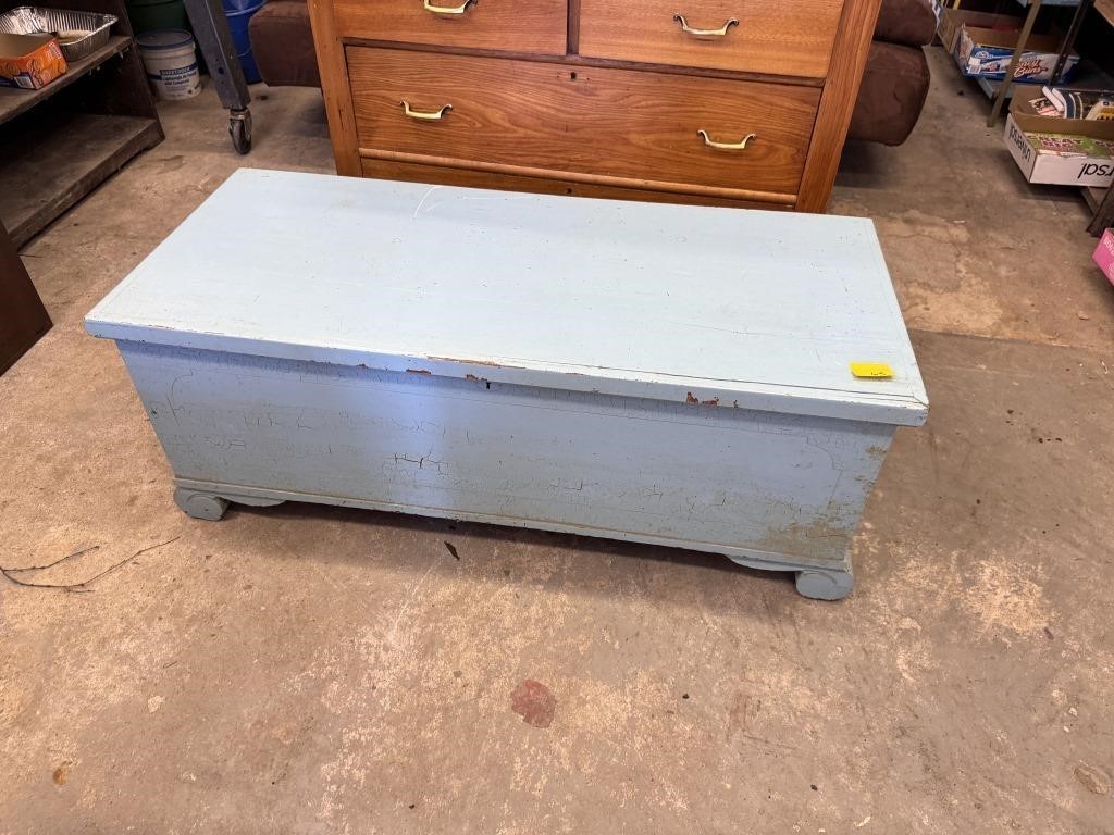 Vtg Blue Painted Distressed Cedar Chest