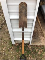 Spade shovel