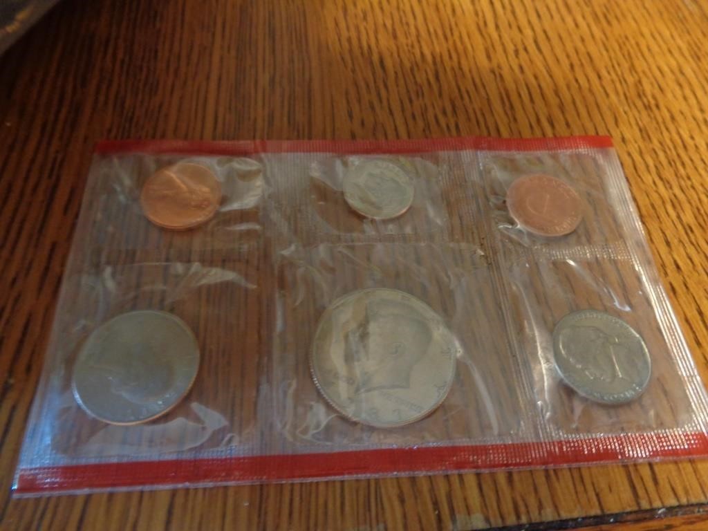 1987 US Mint Uncirculated Coin Set "Denver Mint"