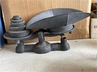 Iron Scales with Scoop and Weights