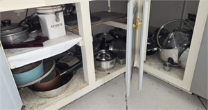 HUGE Kitchen Lot of Misc Cookware