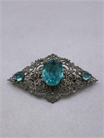 PRETTY! VINTAGE BROOCH