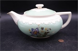 Wedgwood England "Corinthian" Tea Pot