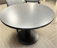 42" CIRCULAR BREAK ROOM TABLE