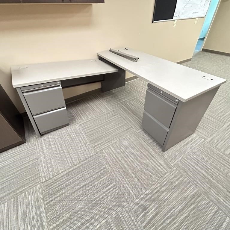 BUSINESS EQUIPMENT AUCTION - EXECUTIVE L DESKS