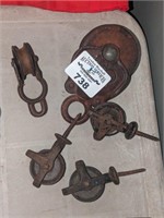 Collection of pulleys