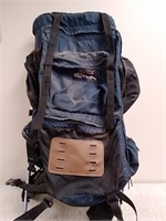 Jansport Backpack with aluminum frame