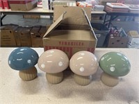 Pack of 4 Ceramic Mushrooms
