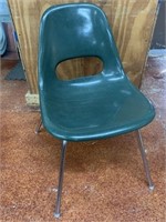 Krueger Mid Century Fiberglass Molded Chair
