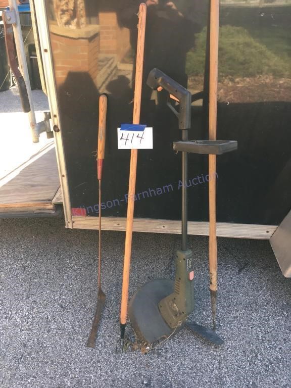 Miscellaneous yard tools