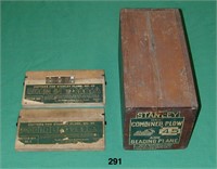 Stanley chestnut box for #45 plow plane & 21 blade