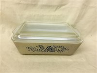 Pyrex HOMESTEAD STENCIL Refrigerator Dish with Lid