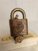 The MK & T signal padlock & key