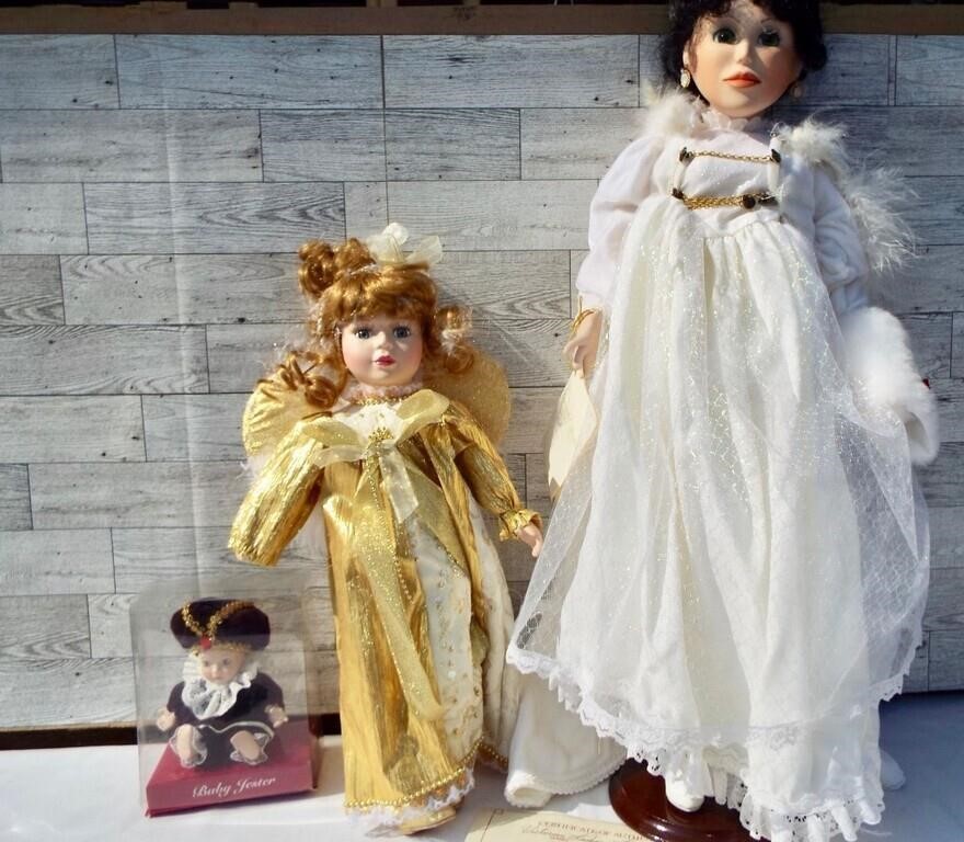 Lady Grimsby Porcelain doll with coa & other