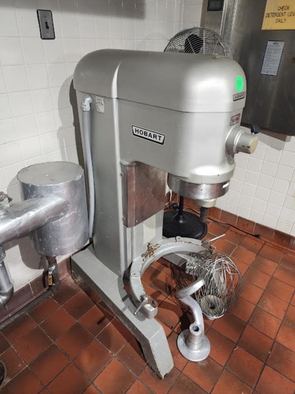 HOBART 60 QT MIXER H-600 - 3 PHASE