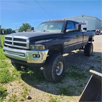 1996 Dodge Diesel Truck 373000km std. Runs