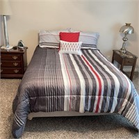 Full Size Bed w/ Mattress, Box Springs, & Bedding