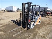 2016 Toyota 8FGU25 Forklift