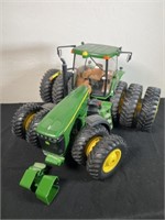 John Deere 8520 Toy Tractor