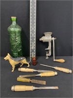 Group of Country Collectibles