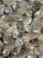 Petal Pearls White Petal Pearl Beads