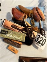 Shoe Stretchers & Clothes Brushes (R3)