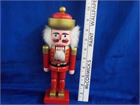 10" Nutcracker