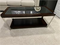 MIRRORED COFFEE TABLE