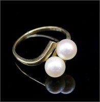Mikimoto pearl and 14ct yellow gold ring