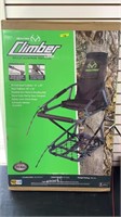 New RealTree "Climber" Tree Stand