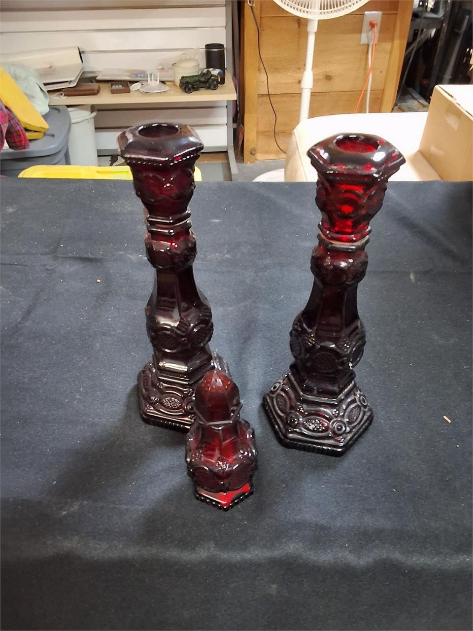 Red glass lot