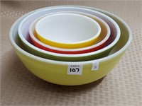 Lot of Pyrex Colored Mixing Bowls Set