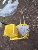 Commercial Mop Bucket/ Mops