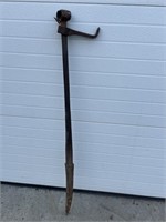 Metal stake / post hanger