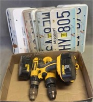 18 V DeWalt Drills & Batt Unknown Condition, MO