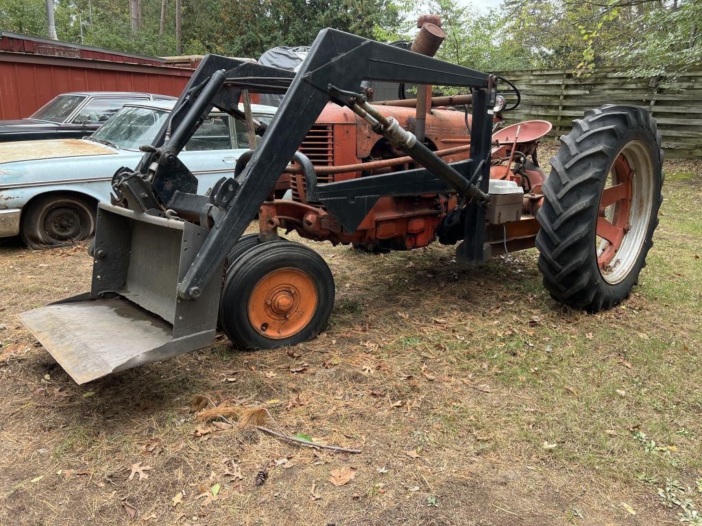 Case farm tractor with loader unknown condition