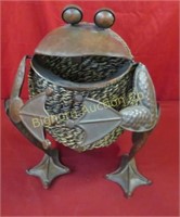 Decorative Frog Metal/ Wicker