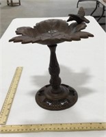 Cast iron leaf bird bath -10 in tall