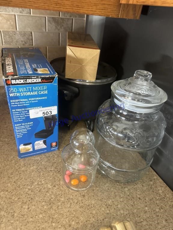 TOP OF COUNTER--MIXER, 2 GLASS JARS, DEEP FRYER,