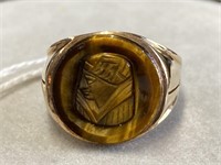 10k yellow gents tiger eye cameo ring.