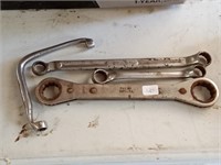 4 Snap-on wrenches