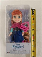 Disney "Frozen" Petite Anna