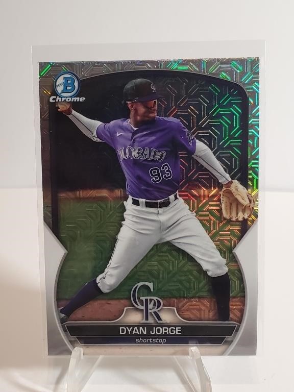 2023 Bowman Chrome Prospects Mojo Refractor Dyan J