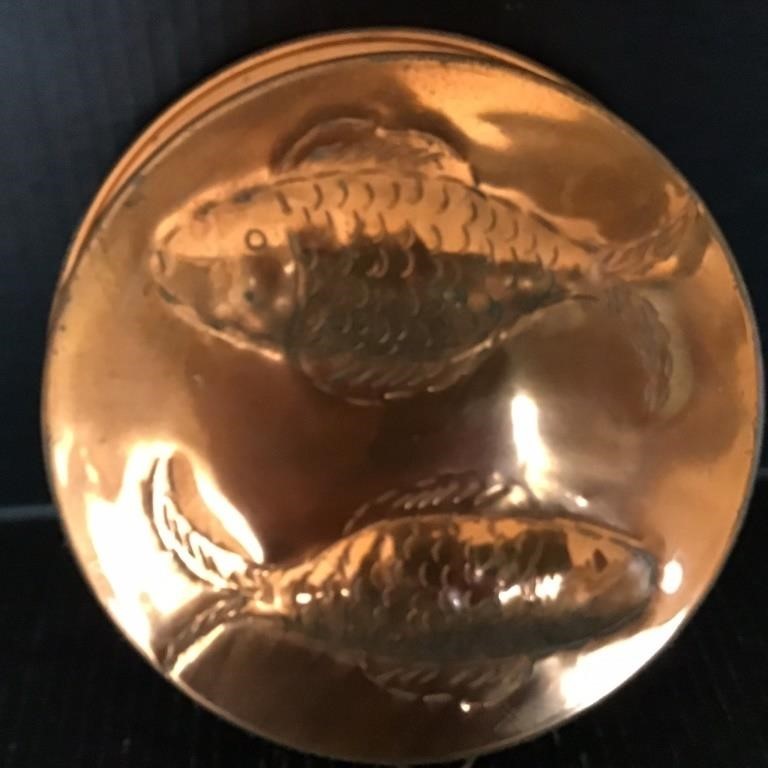 VINTAGE HEAVY COPPER HANDLES FISH PAN