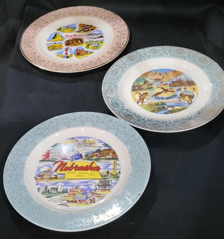 VTG Travel Souvenir Plates